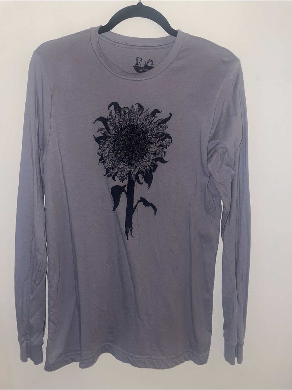 Long Sleeve Gray Graphic Sunflower Tee